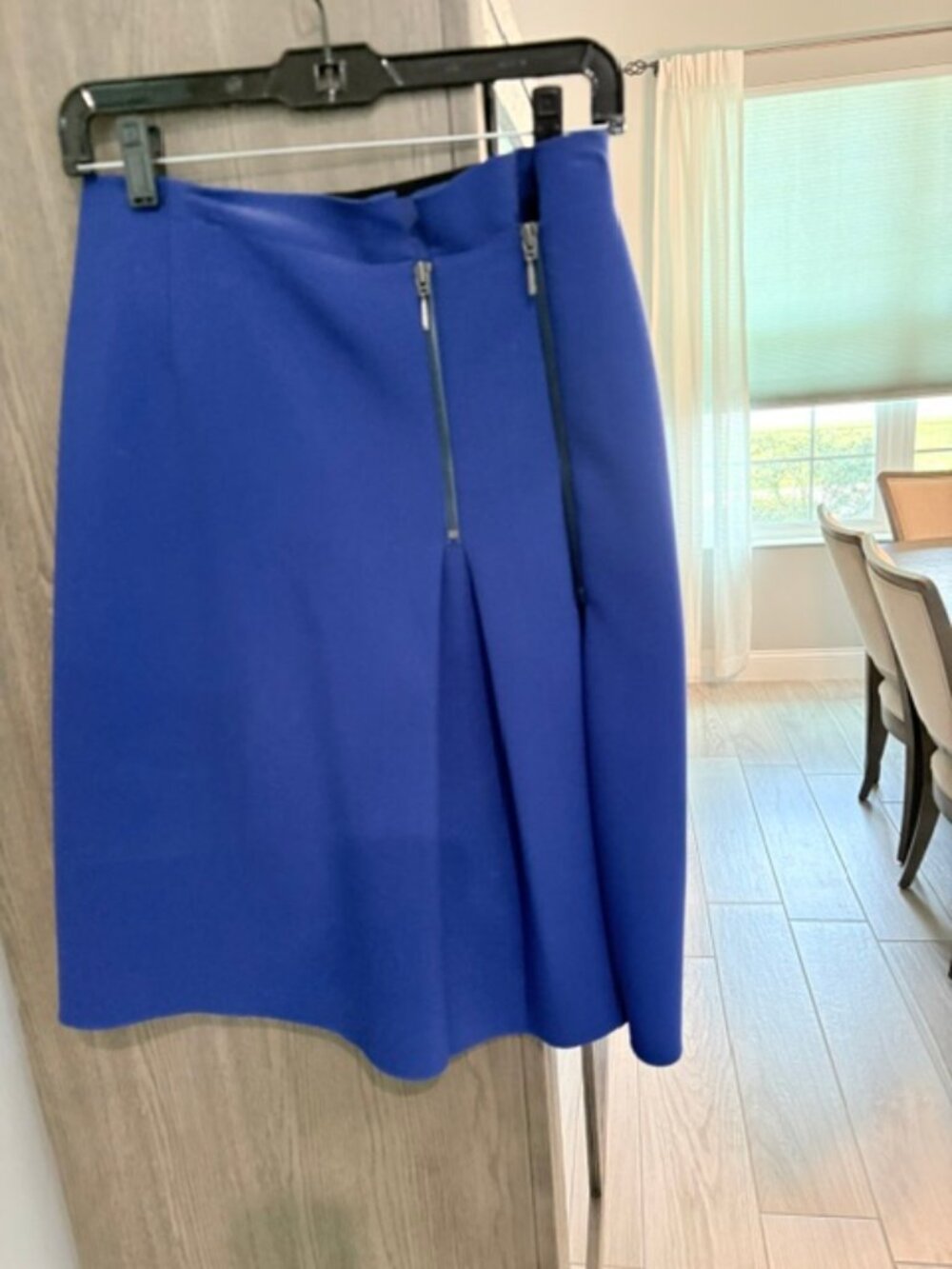 Elie Tahari Zipper Trim Skirt